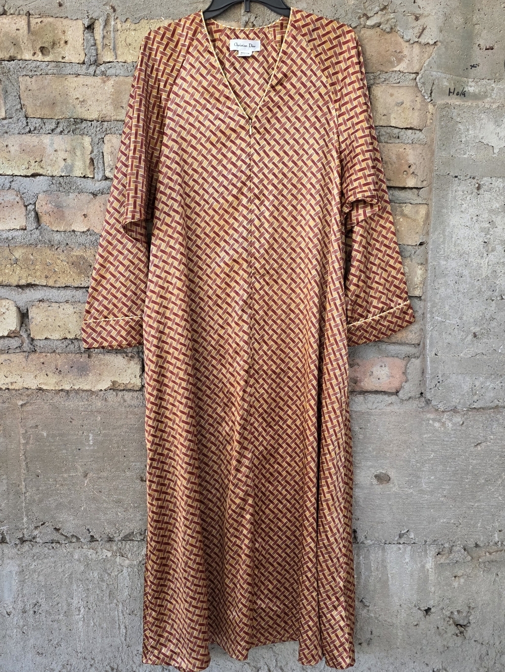 VTG Christian Dior Zip Front Maxi Robe Geometric Basketweave Print- Size Medium - Picture 2 of 11